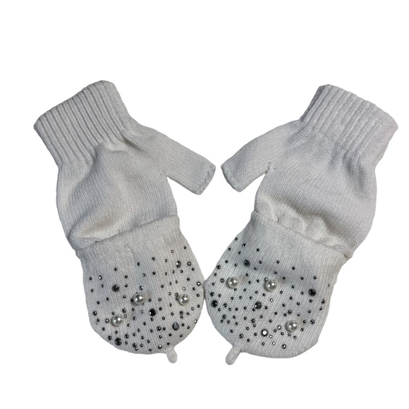 Embellished White open finger tips and pullover mittens in a snap. - Picture 1 of 7
